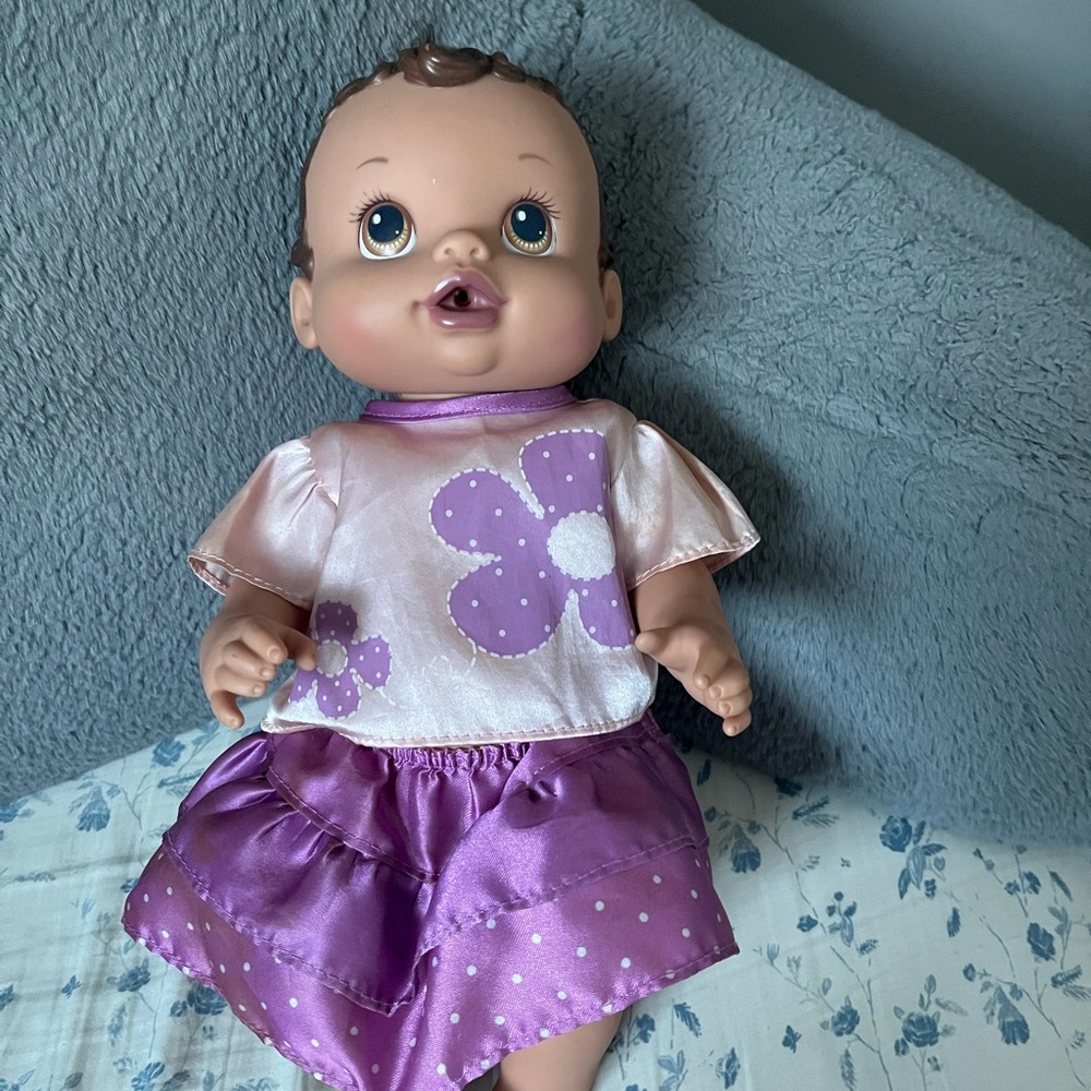 Baby Alive 2006 Birthday Doll Brown Skin Hair